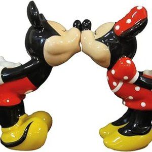 Disney Mickey & Minnie Kissing Salt & Pepper Westland Giftware Box